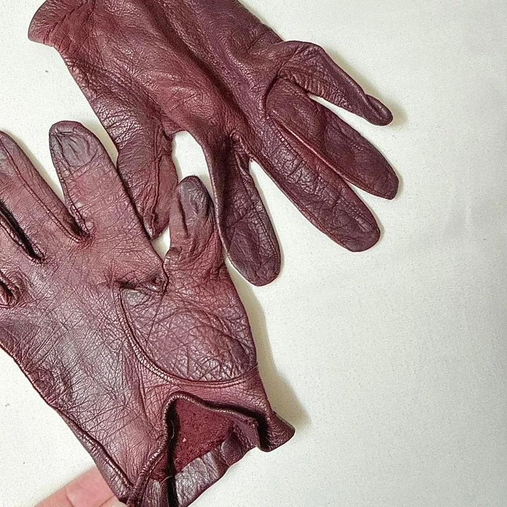 Vintage 90s burgundy genuine leather gloves